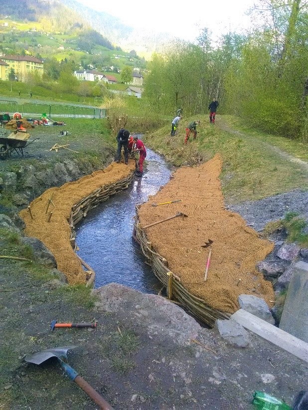 Rivière de contournement pendant travaux